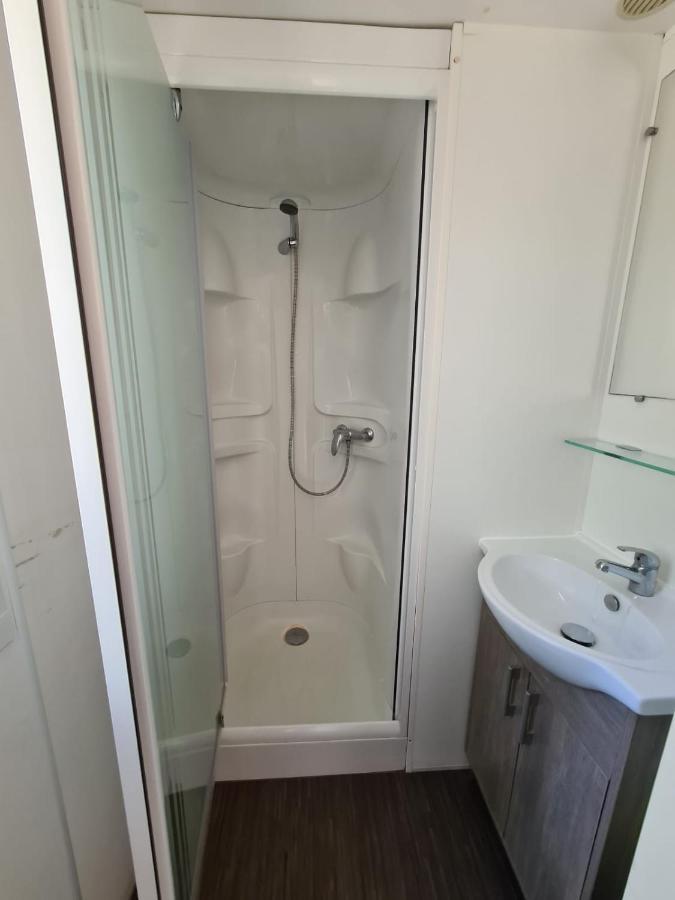 Mobil Home Camping Des 7 Fonts Agde Esterno foto