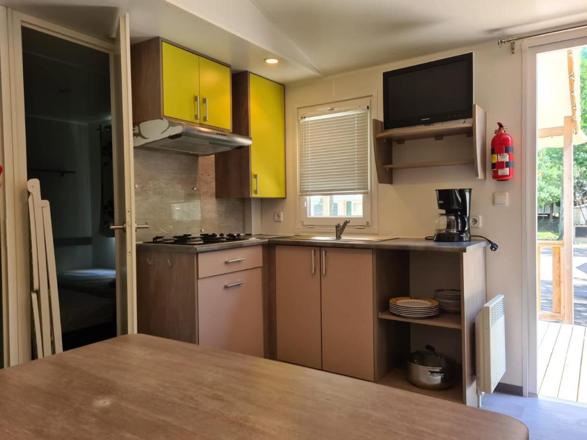 Mobil Home Camping Des 7 Fonts Agde Esterno foto
